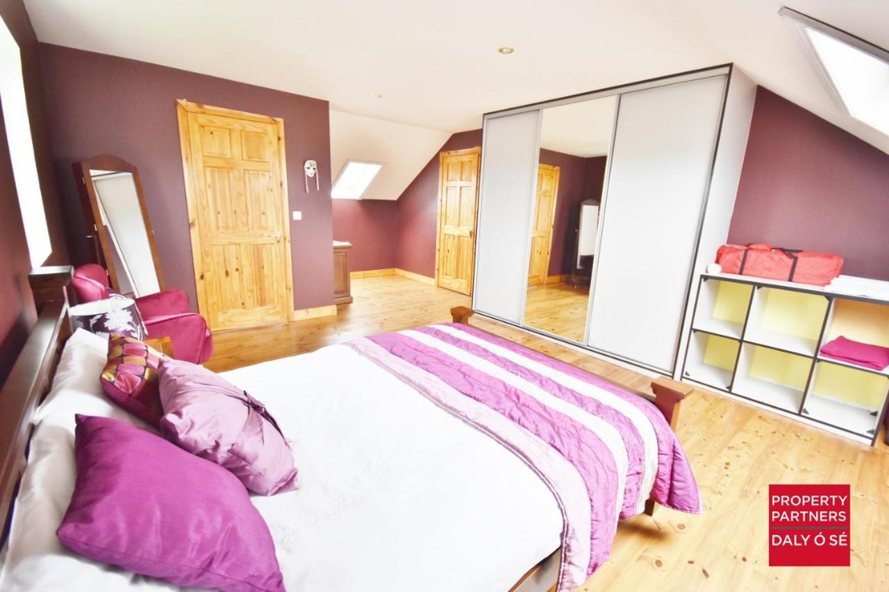 Sheelagh'S Kitchen Guest House Ballyferriter Bagian luar foto